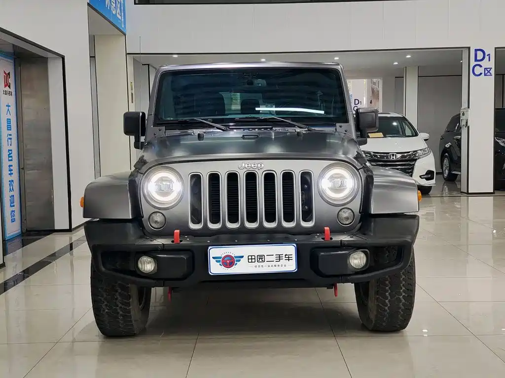 Jeep Wrangler — миниатюра 2