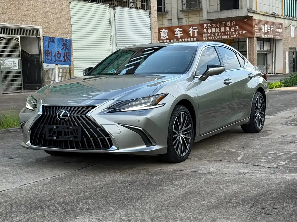 Lexus ES — миниатюра 3