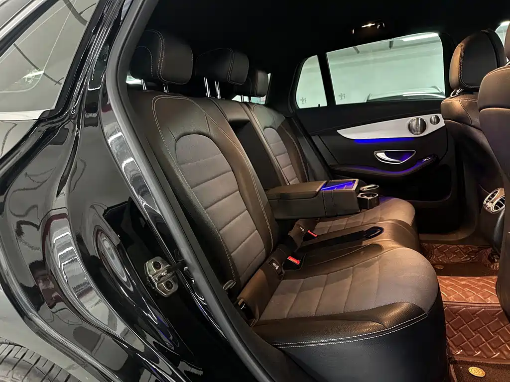 Mercedes-Benz EQC — миниатюра 18