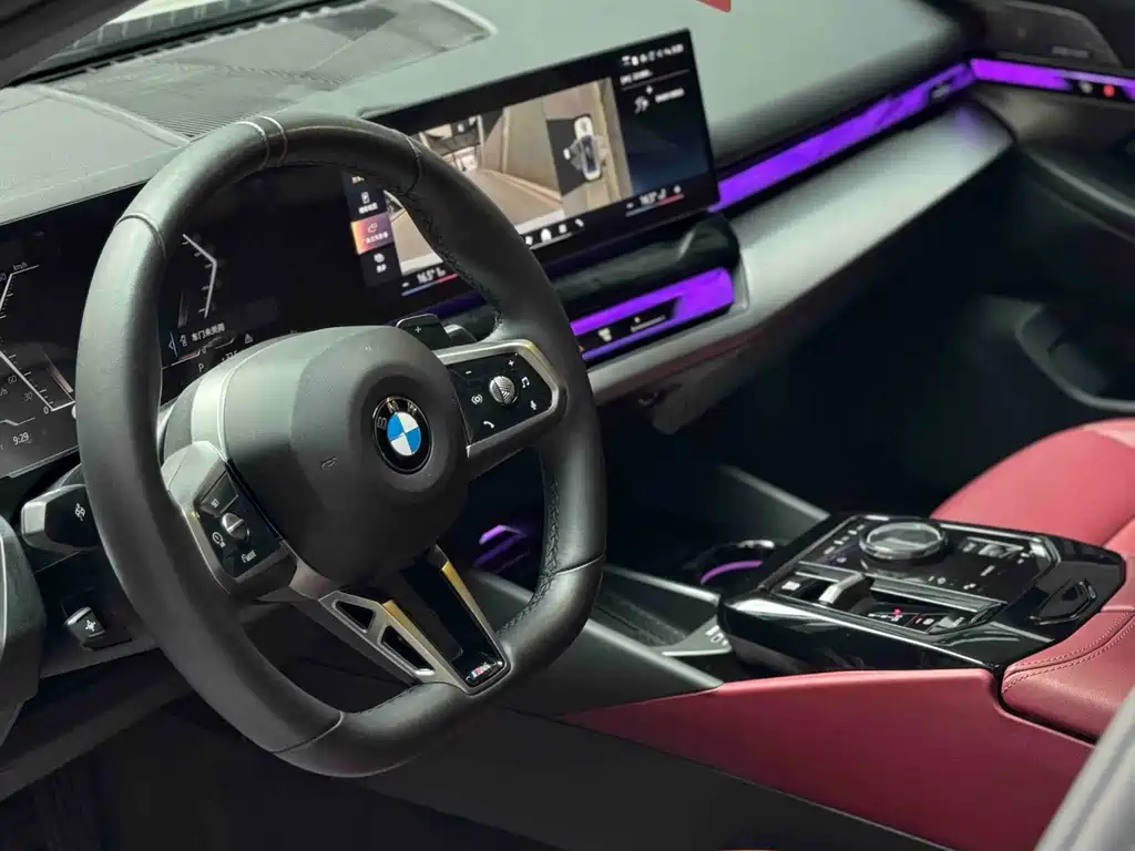 BMW 5 Series — миниатюра 7
