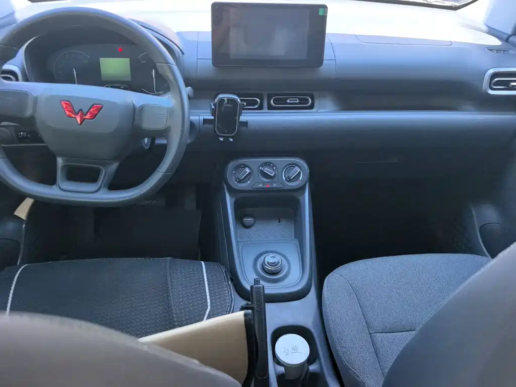 Wuling Hongguang EV — миниатюра 13