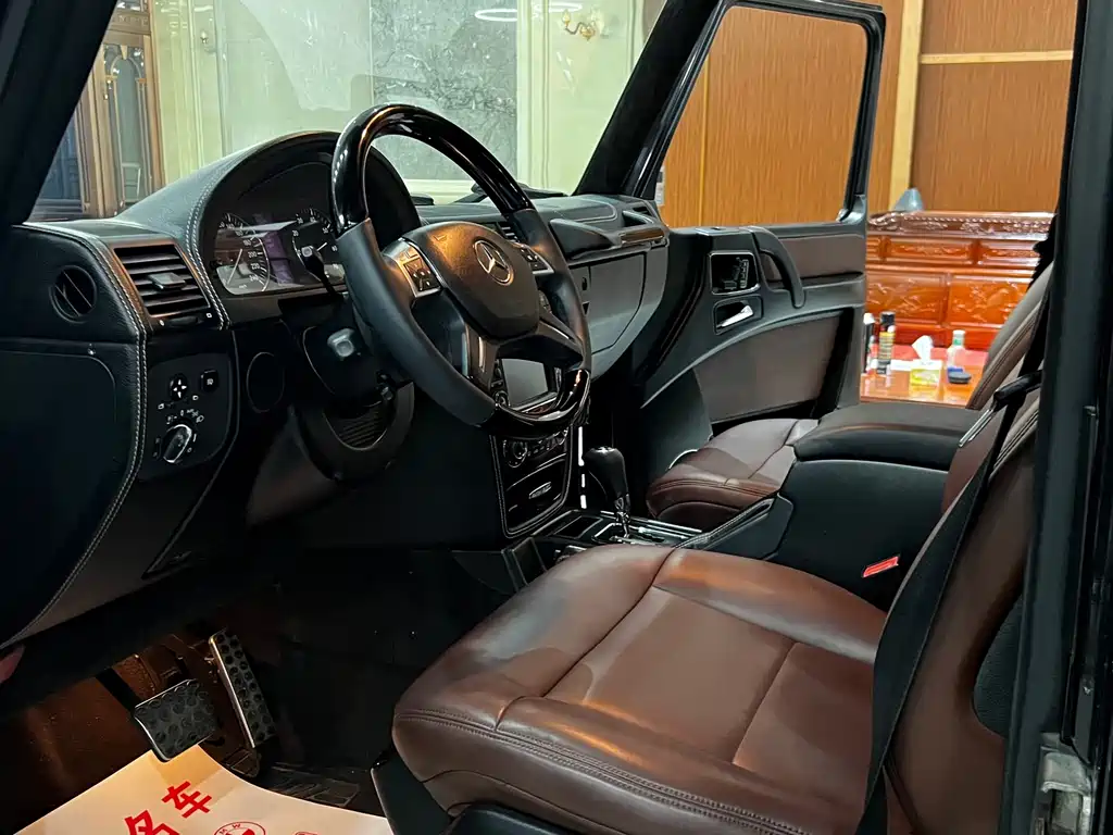 Mercedes-Benz G-Class — миниатюра 10