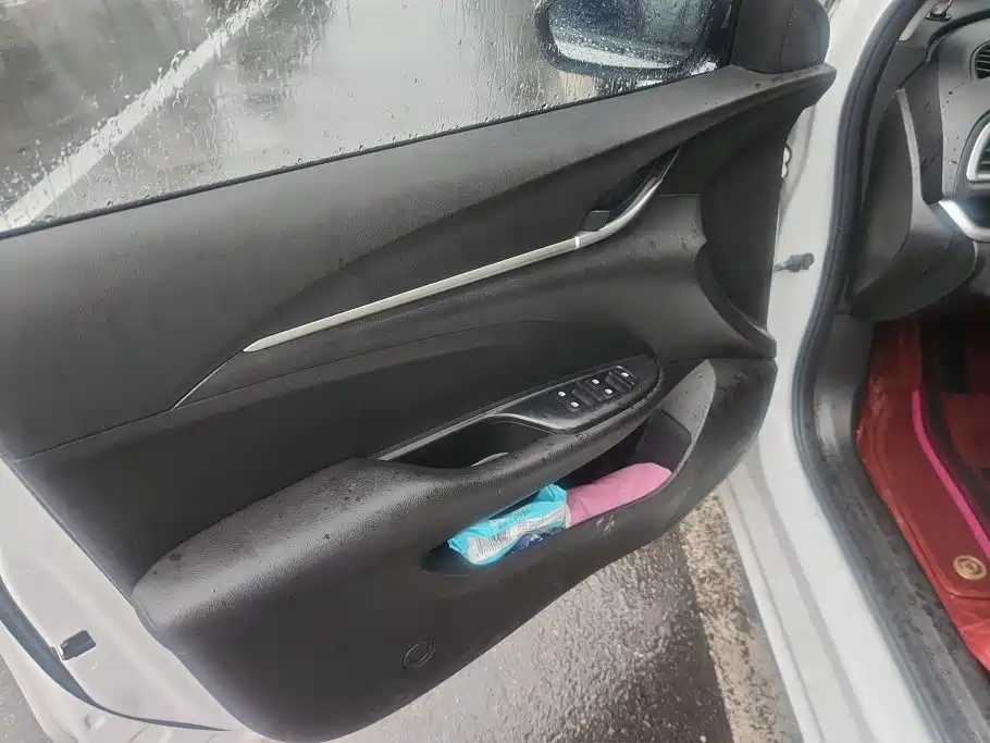 Buick Excelle — миниатюра 7