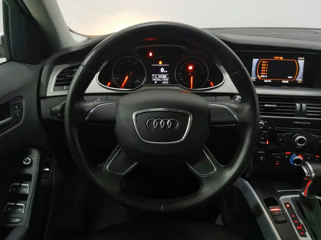 Audi A4L — миниатюра 11