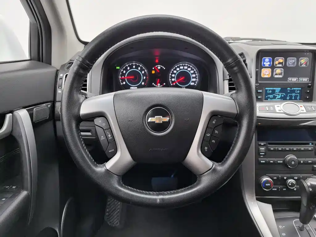 Chevrolet Captiva — миниатюра 11