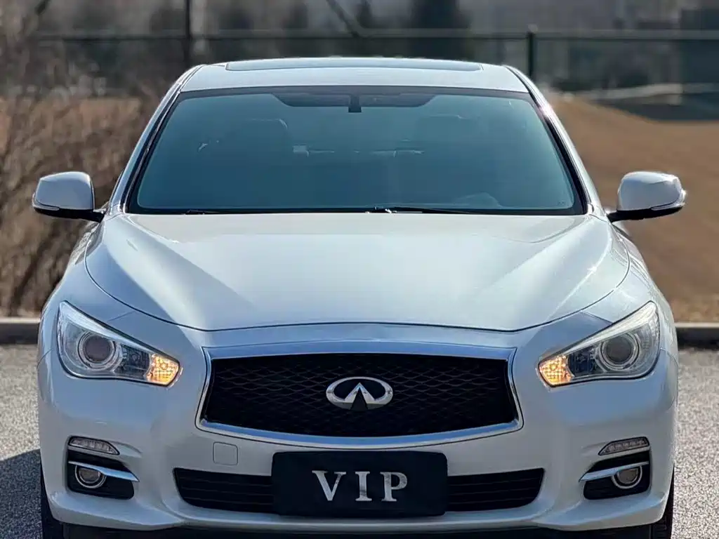 Infiniti Q50L 2017