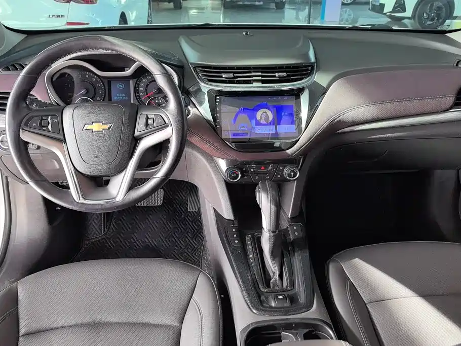 Chevrolet Malibu — миниатюра 12