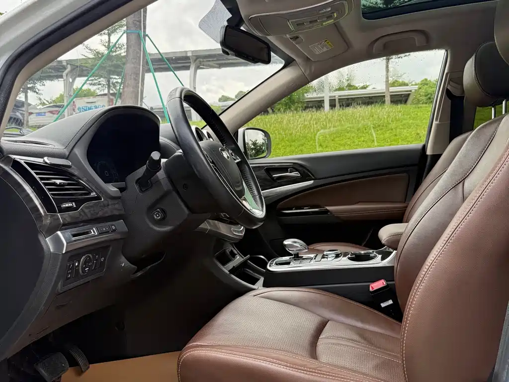 BYD Tang New Energy — миниатюра 5
