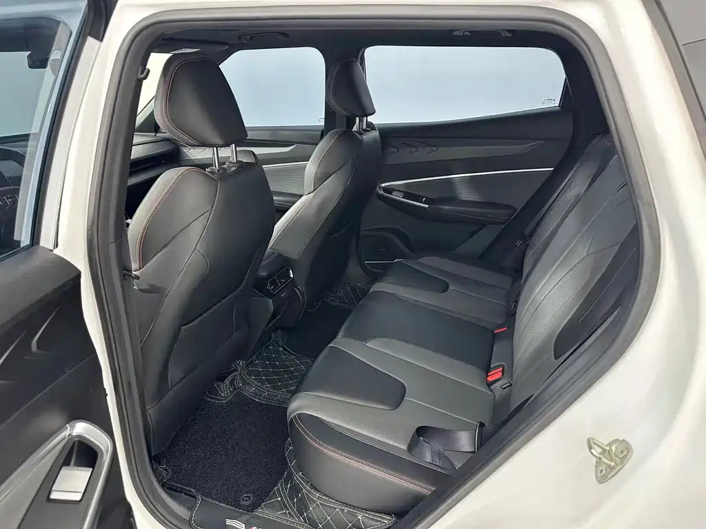 GEELY AUTOMOBILE BOYUE