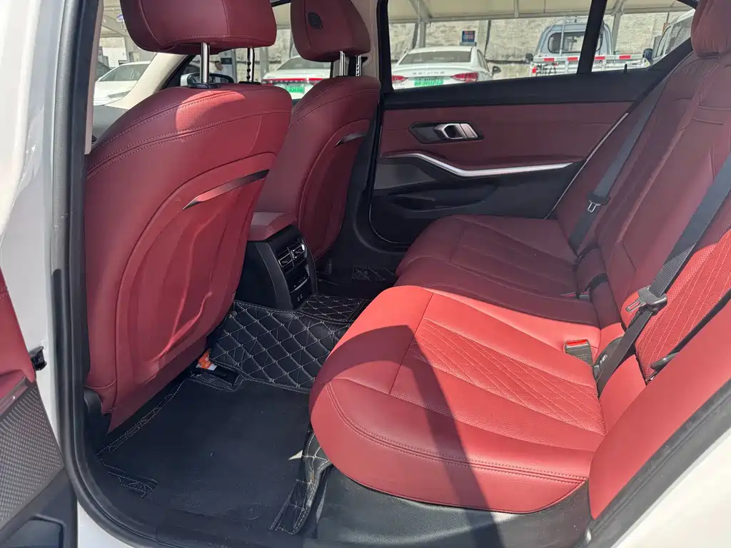 BMW i3 — миниатюра 8