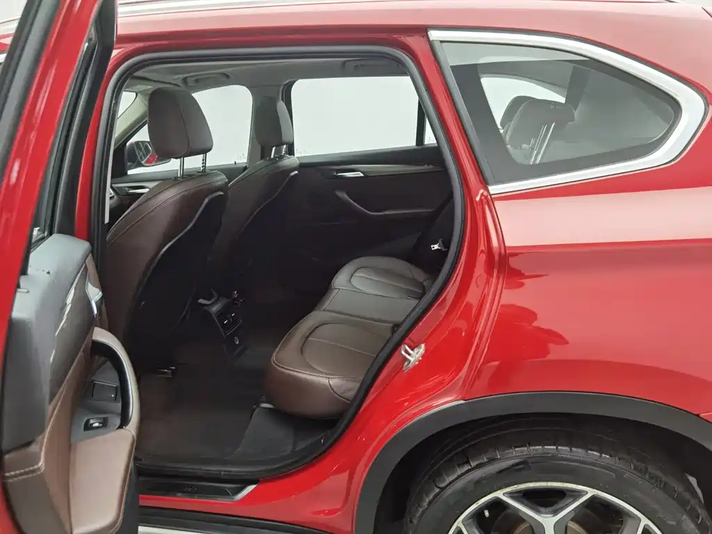 BMW X1 — миниатюра 15