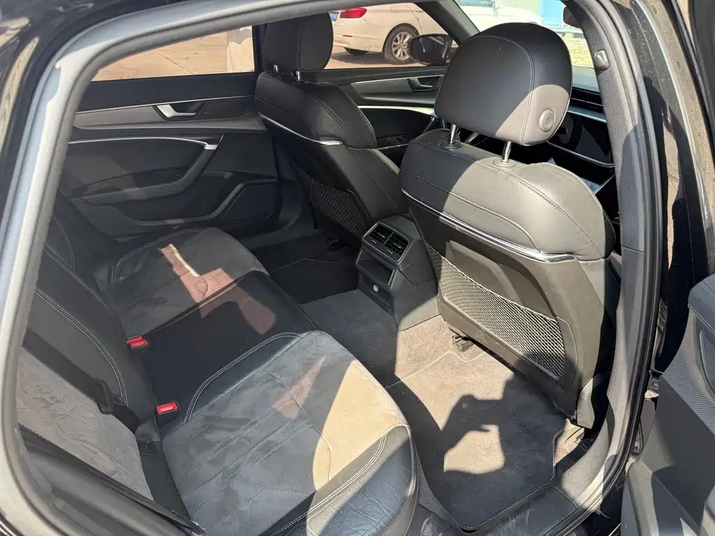 Audi A6L — миниатюра 7