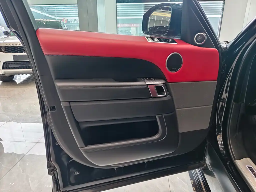 Land Rover Range Rover Sport 2020 3.0 L6 HSE DYNAMIC