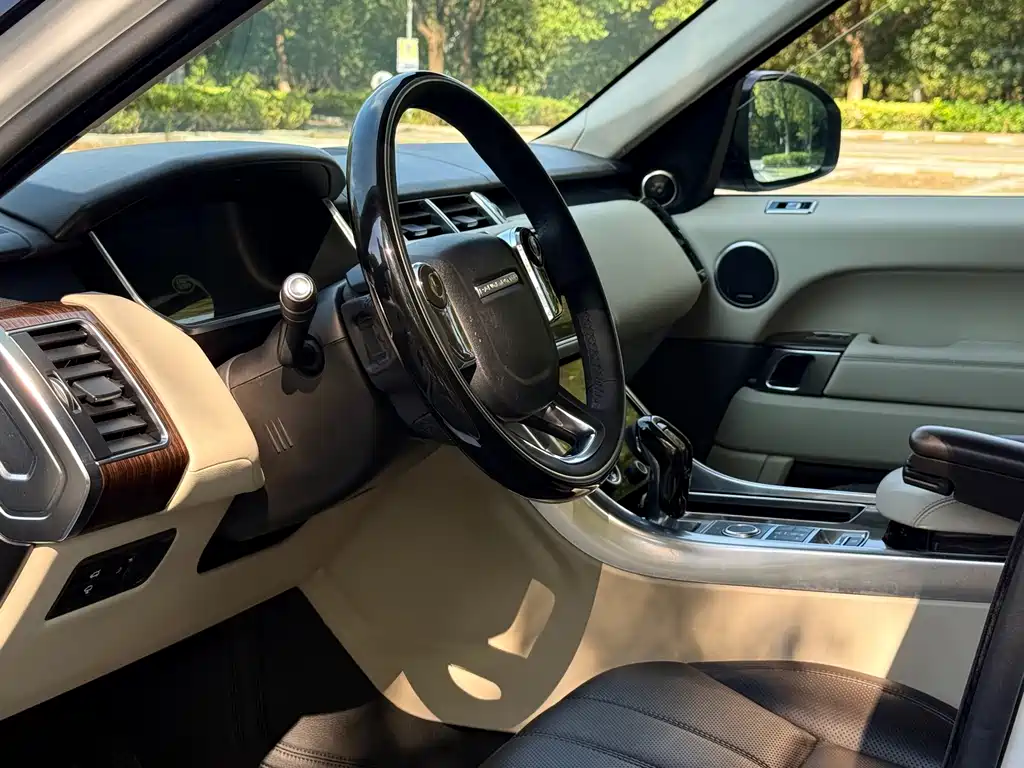 Land Rover Sport — миниатюра 11