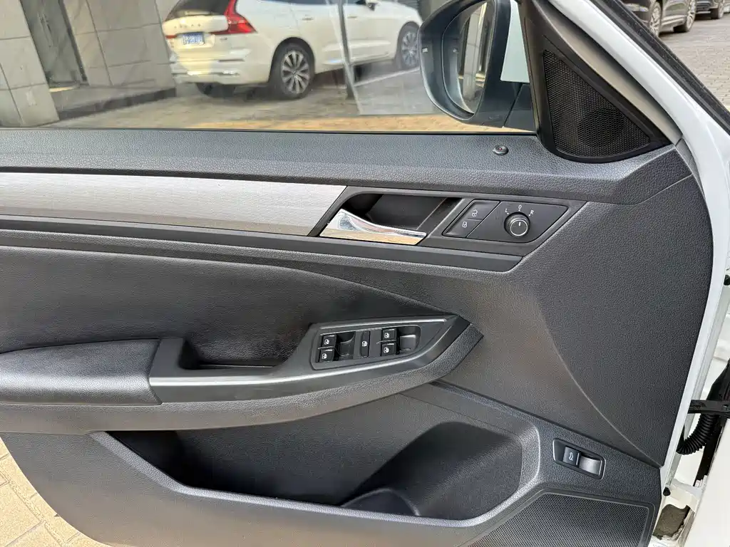 Volkswagen Bora — миниатюра 11