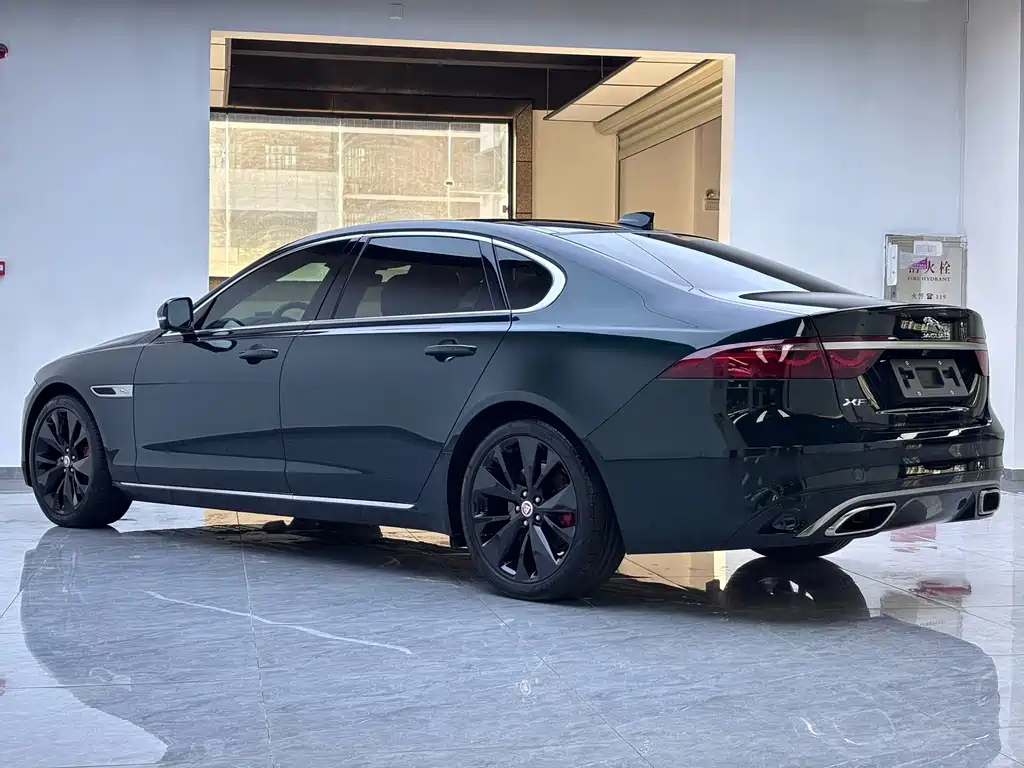 Jaguar XFL — миниатюра 19