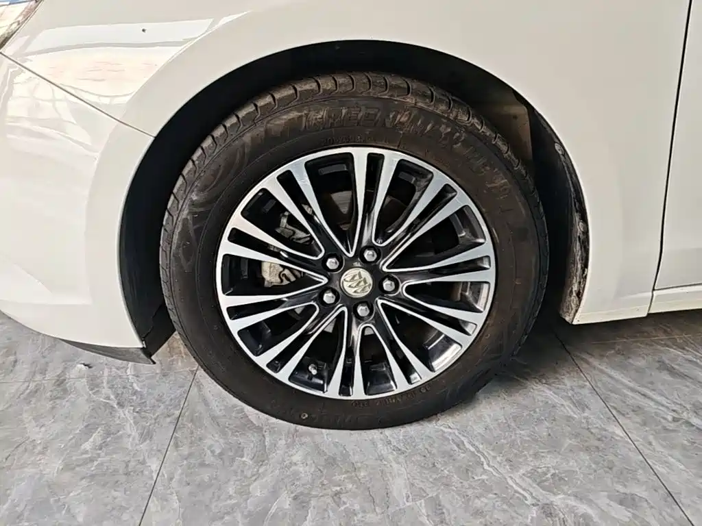 Buick Excelle — миниатюра 23