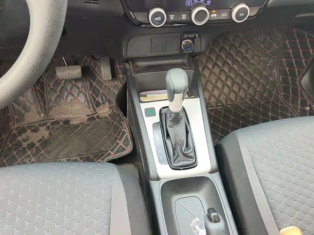 Honda Fit — миниатюра 14