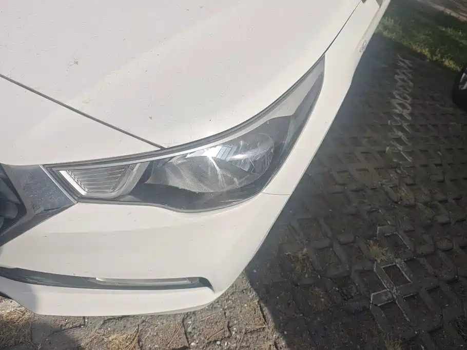 Hyundai Verna — миниатюра 5