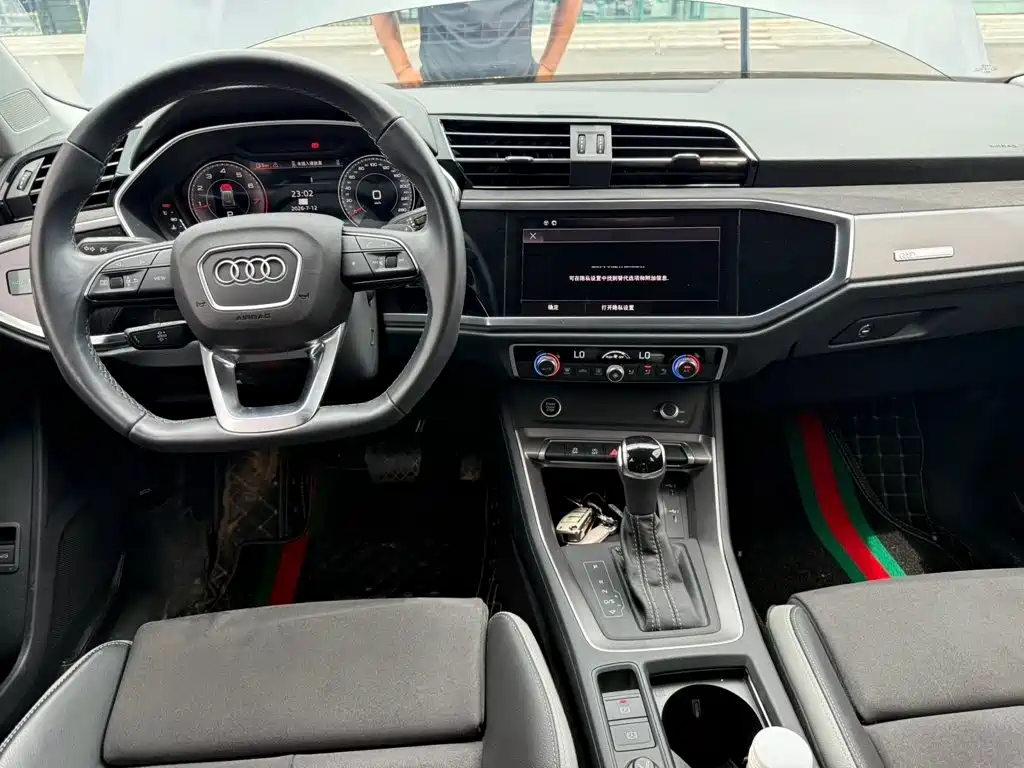 Audi Q3 — миниатюра 11