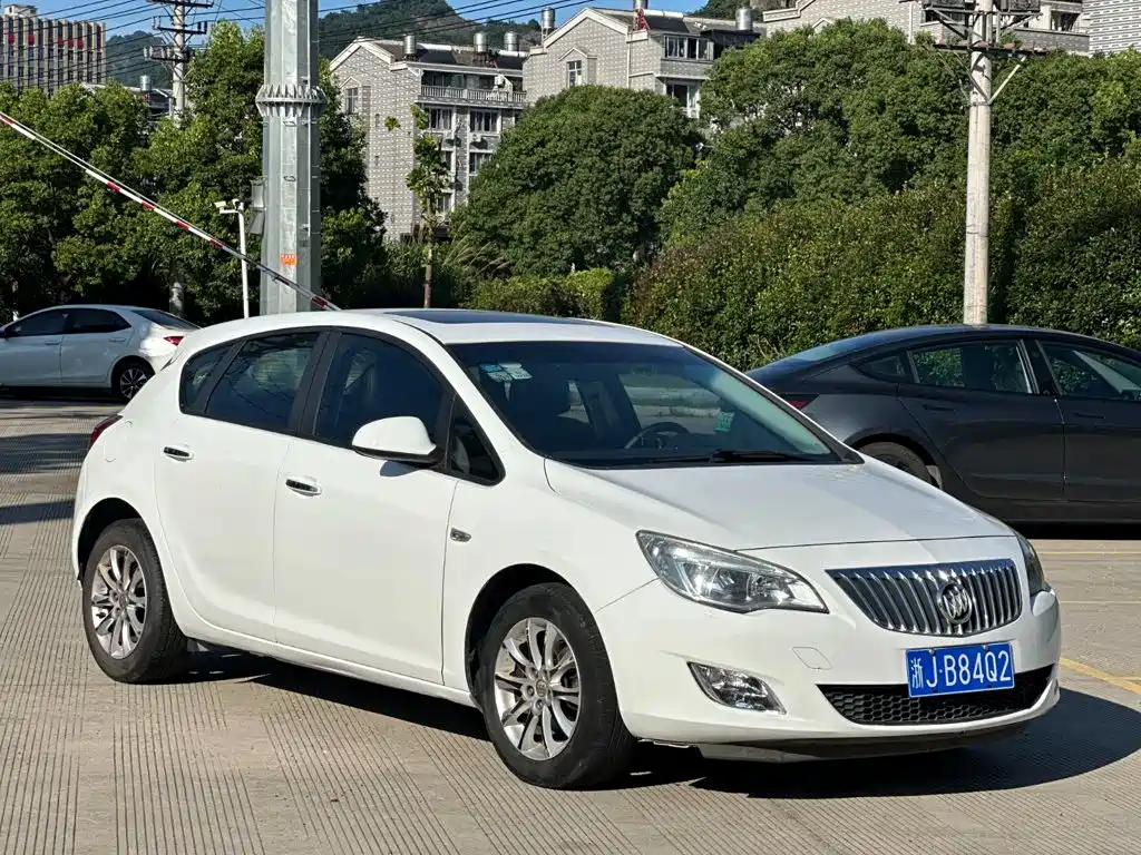 Buick Excelle — миниатюра 5