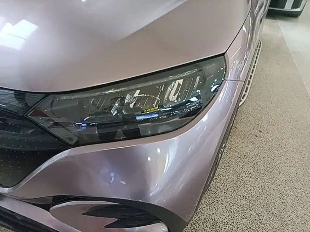 Mercedes-Benz EQE SUV — миниатюра 24