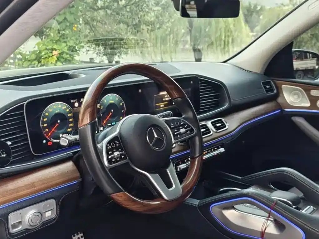 Mercedes-Benz GLS — миниатюра 5