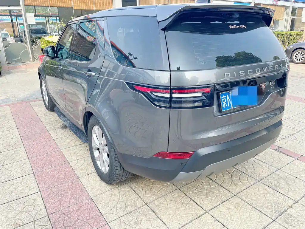 Land Rover Discovery — миниатюра 3
