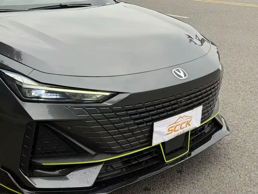 Changan UNI-V — миниатюра 7
