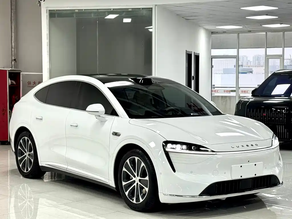 Luxeed R7 2024 802km Max
