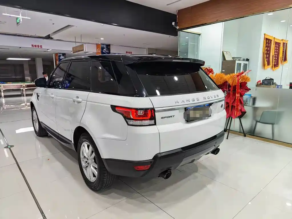 Land Rover Sport — миниатюра 4