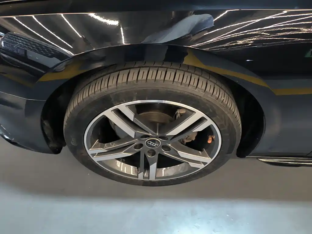 Audi A4 (Import) — миниатюра 23