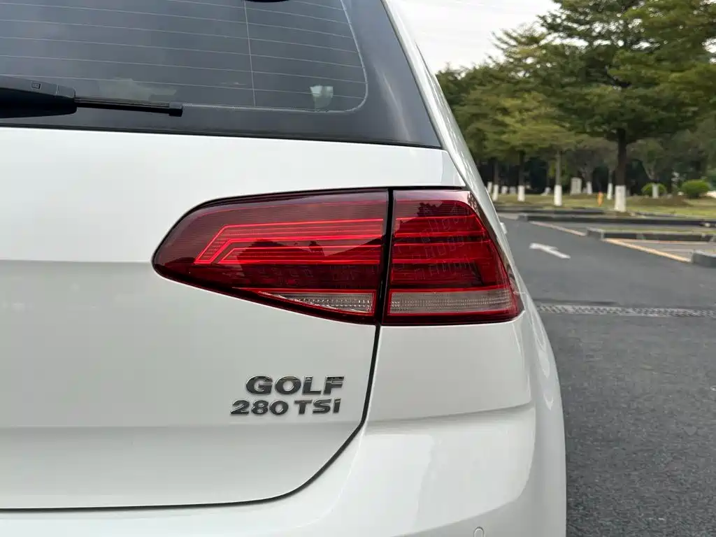 Volkswagen Golf — миниатюра 15