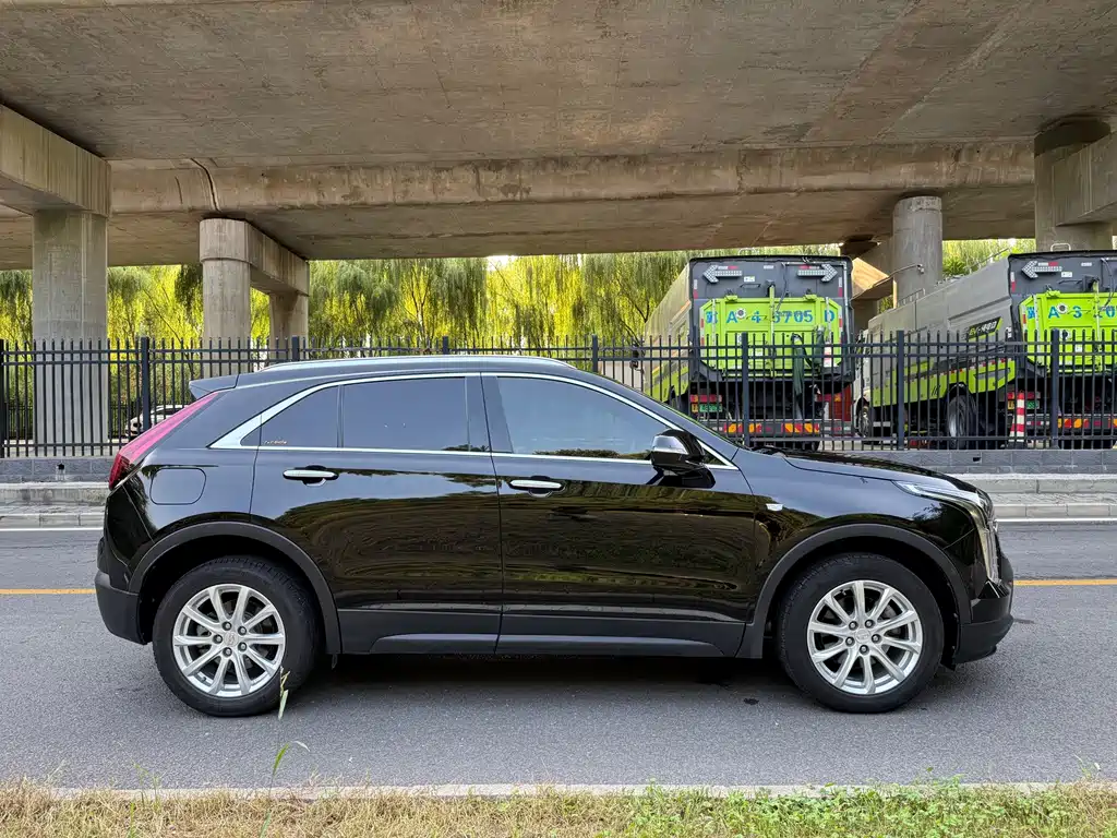 Cadillac XT4 — миниатюра 4