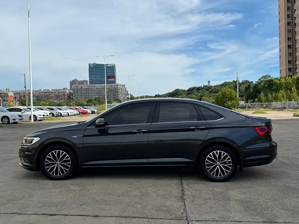 Volkswagen Sagitar — миниатюра 5
