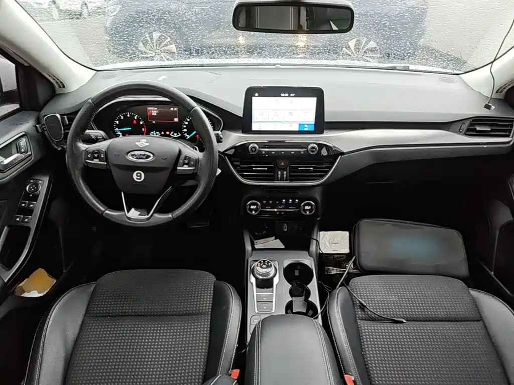 Ford Focus — миниатюра 10