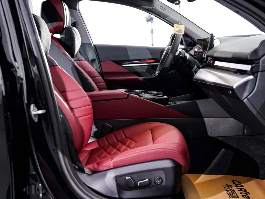 BMW 5 Series — миниатюра 19