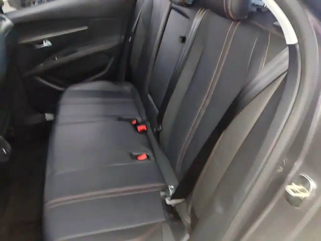 Peugeot 4008 — миниатюра 17
