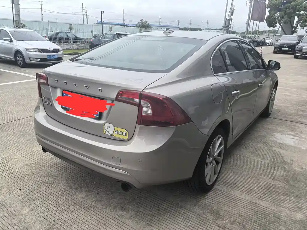 Volvo S60 2015 S60L 2.0T