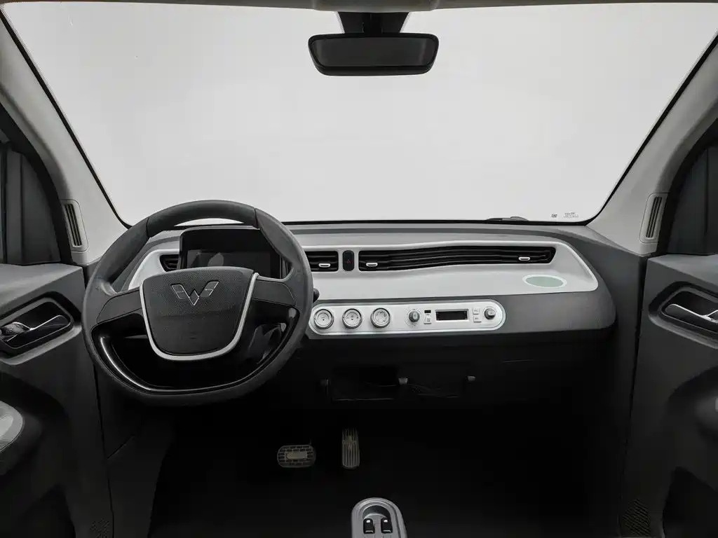Wuling MINIEV — миниатюра 5