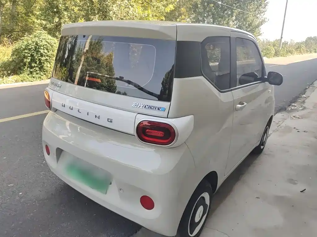 Wuling MINIEV — миниатюра 7
