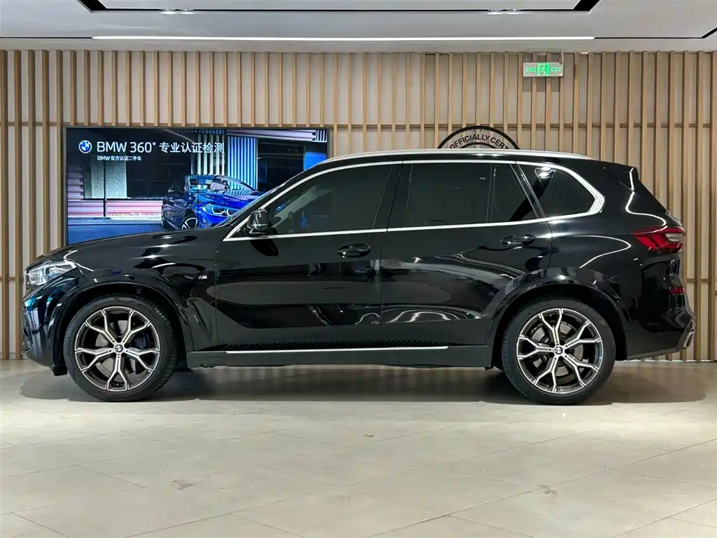 BMW X5 (Import) — миниатюра 10