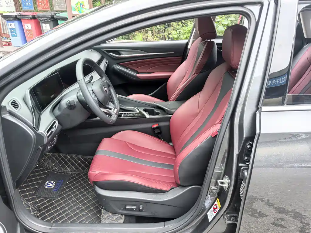 Changan Eado — миниатюра 4