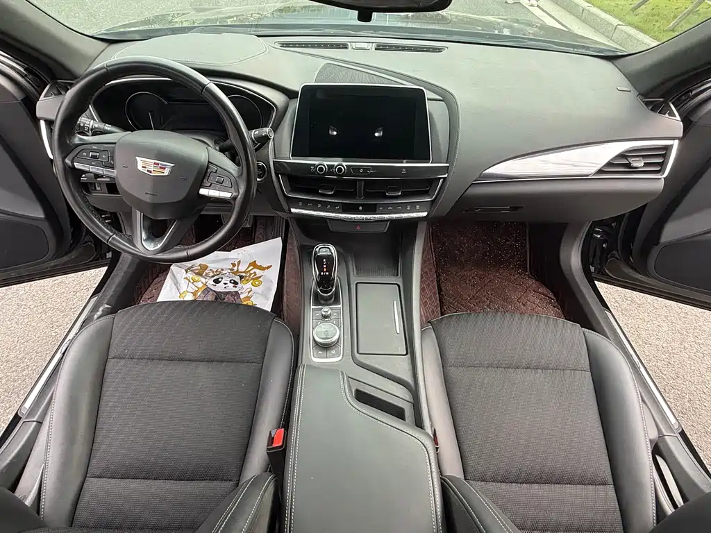 Cadillac CT5 — миниатюра 11