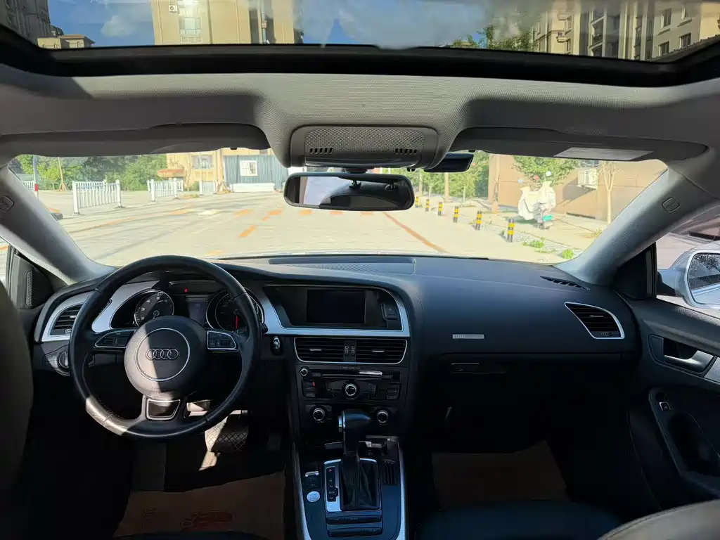 Audi A5 (Import) — миниатюра 9