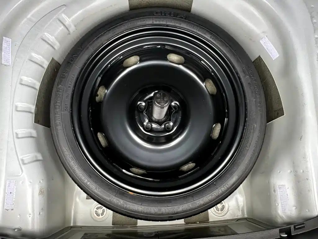 Volkswagen Sagitar — миниатюра 18
