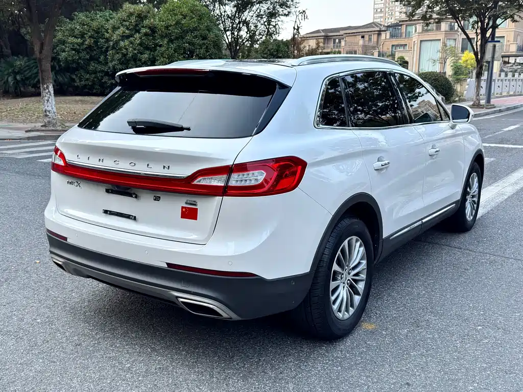 Lincoln MKX — миниатюра 7