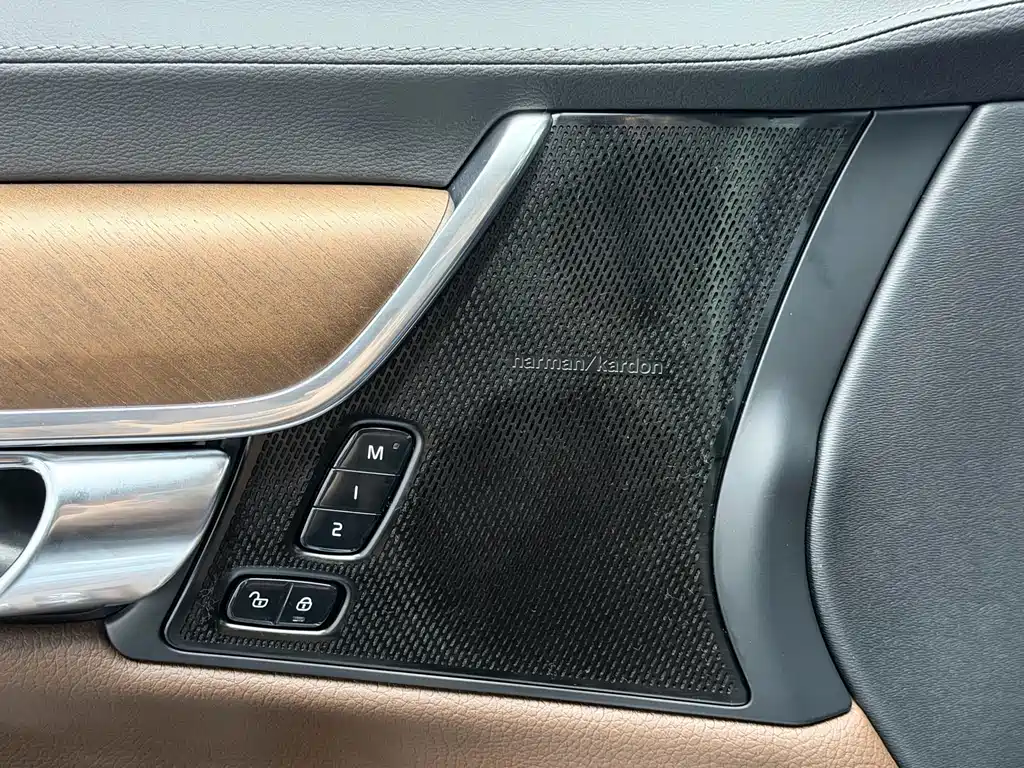 Volvo S90 — миниатюра 28