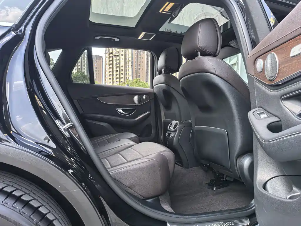 Mercedes-Benz GLC — миниатюра 13