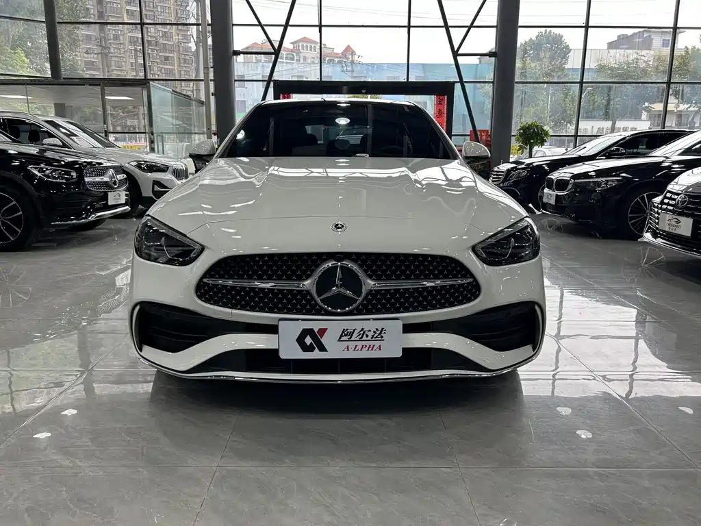 Mercedes-Benz C-Class — миниатюра 2
